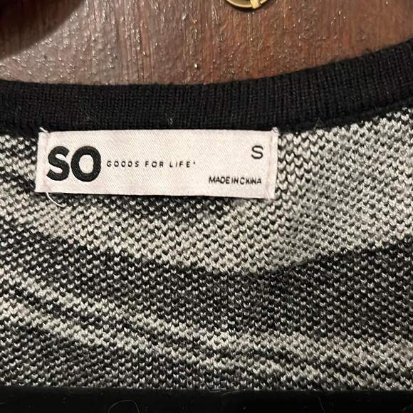 Sweater Set - Picture 4 of 8